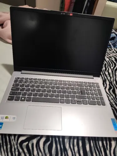 Notebook Lenovo Core I3