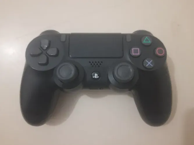 Controle PS4 original usado