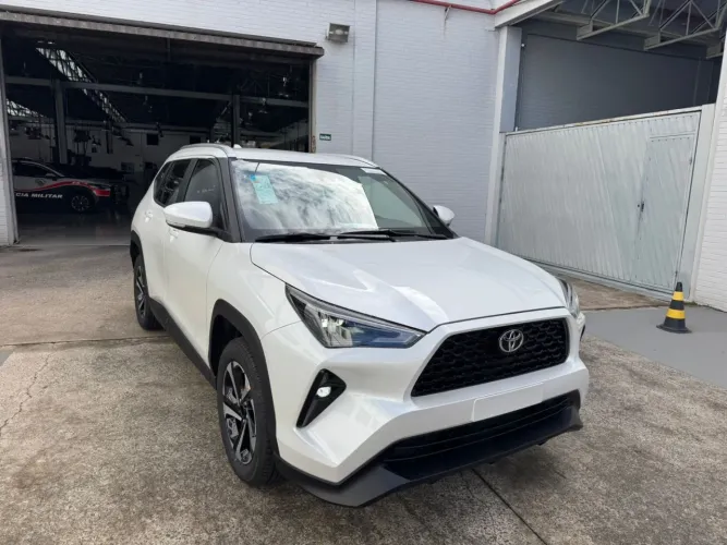 Toyota Yaris Cross XRE 1.5 16V 5p Aut. 2026