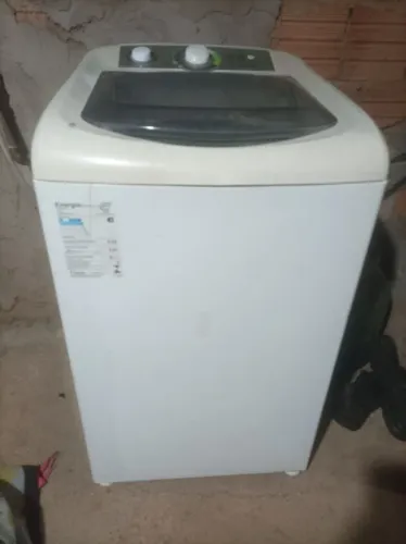 Vendo uma máquina de lavar roupa