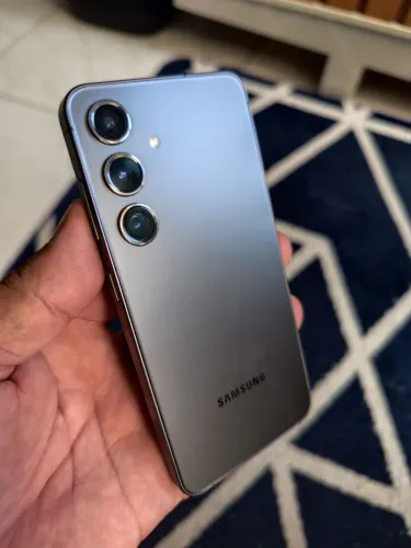 S24 5G 128gb 8gb ram