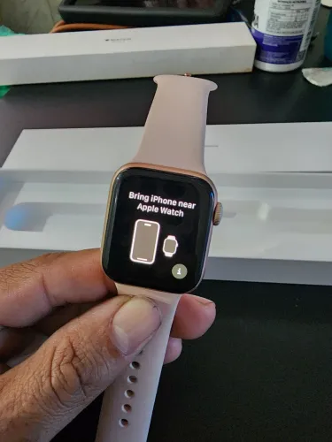 Apple Watch Série 4 Rosê