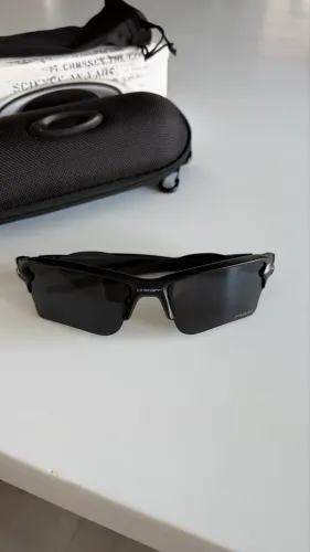 Óculos Oakley novo