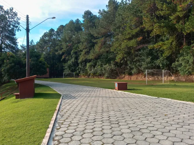 Lote/Terreno para venda possui 1663 metros quadrados no Condomínio Sausalito