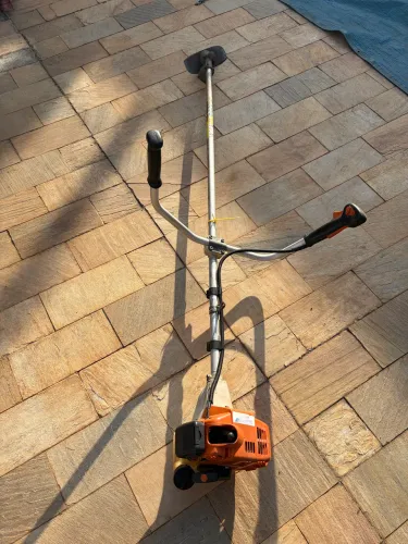 Roçadeira FS 85 Sthil