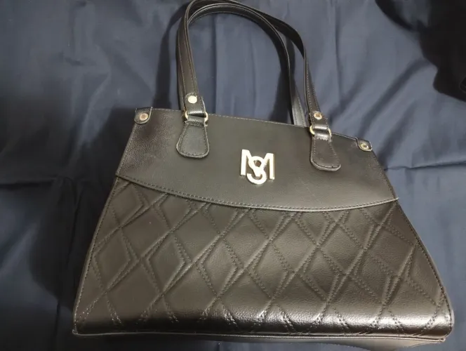 Bolsa preta Mônica Sanches 