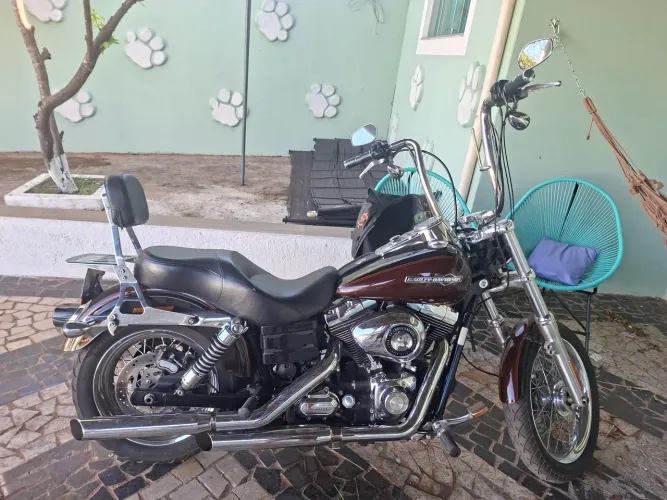 Harley Dyna Super Glide Custom