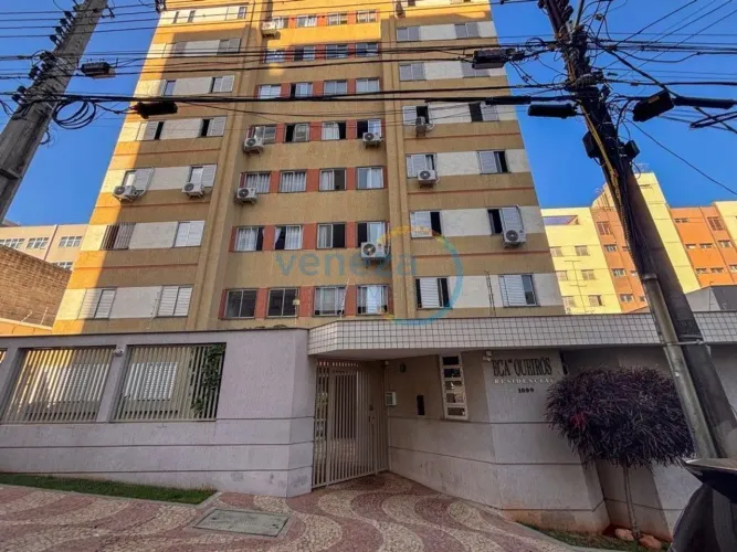 Apartamento para alugar no Ed Eça de Queiroz região Central de Londrina com 3 quartos.