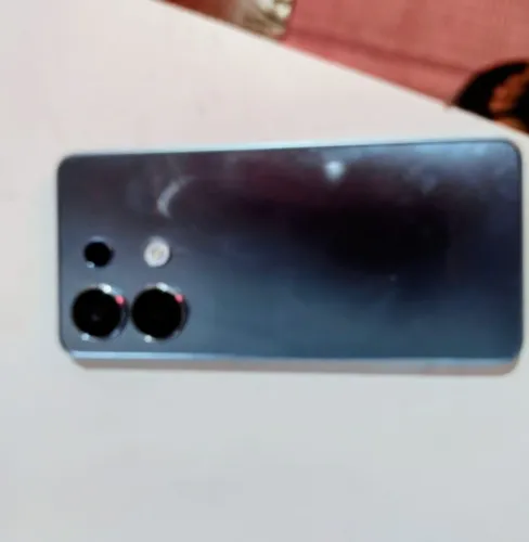 Vendo um celular Redimi nout 13. Valor 850.00 reais 