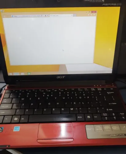 Netbook Acer perfeito estado (configurações na descrição)