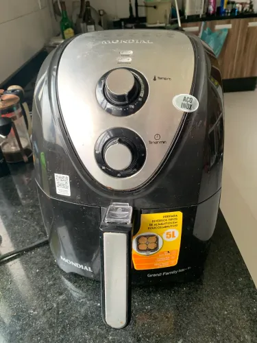 Airfryer semi nova