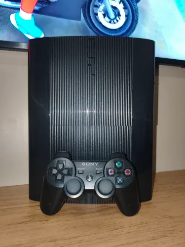 Playstation 3 Super Slim Desbloqueado + Controle Original + 4 Jogos Mídia Física
