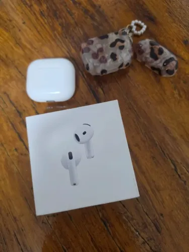 ? AirPods 4 Apple | Completo | Excelente Estado