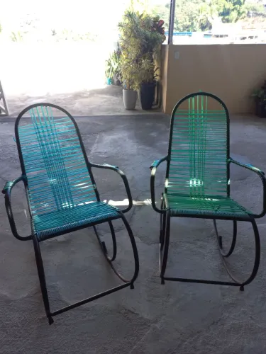 2 CADEIRAS DE BALANÇO 