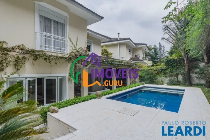 CASA EM CONDOMÍNIO - JARDIM GUEDALA - SP
