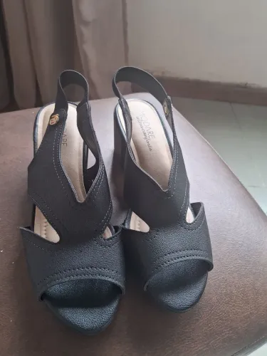 Sapato feminino cor preta
