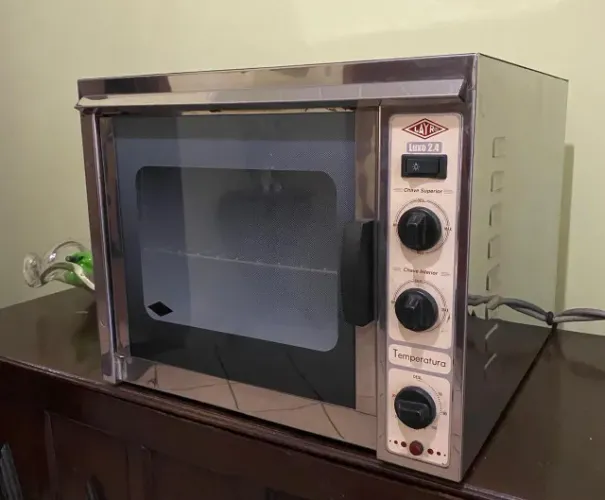 FORNO ELÉTRICO LAYR INOX 46L.