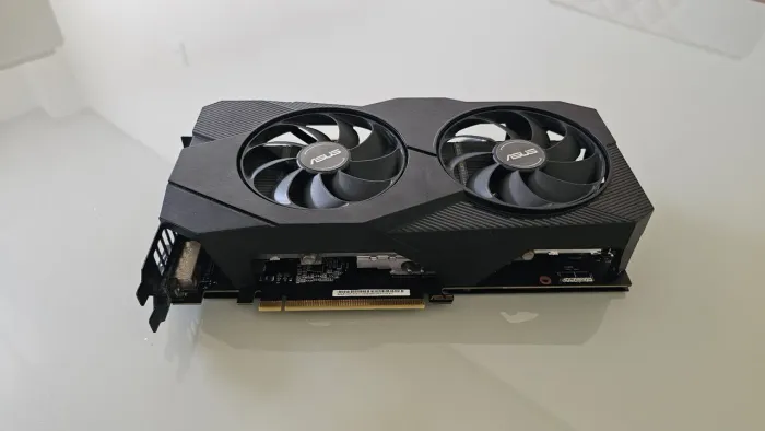 Placa de vídeo ASUS RTX 2070 8gb