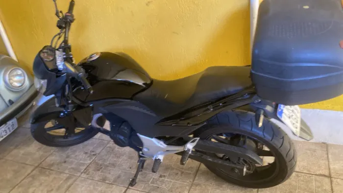 Cb300 2014 motor todo feito, moto filé