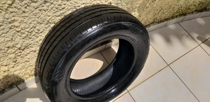Pneu Dunlop Enasave 205 60 16