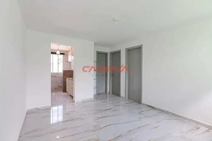 Apartamento com 2 quartos e 1 vaga à venda no Sitio Cercado