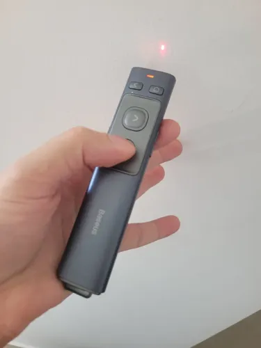 Vendo via OLX PAY + Entrega - Apresentador Laser Baseus Orange Dot - USB + Tipo C - Na Cai