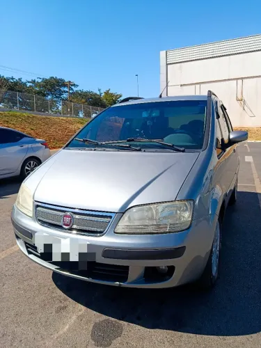 Fiat Idea ELX 1.4 MPI Fire Flex 8V 5P 2010