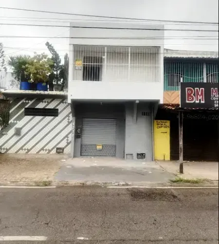 VENDO LOJA NA ESTRADA DA REDINHA EM ÓTIMA LOCALIZAÇÃO
