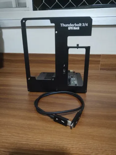 Doca EGPU Thunderbolt