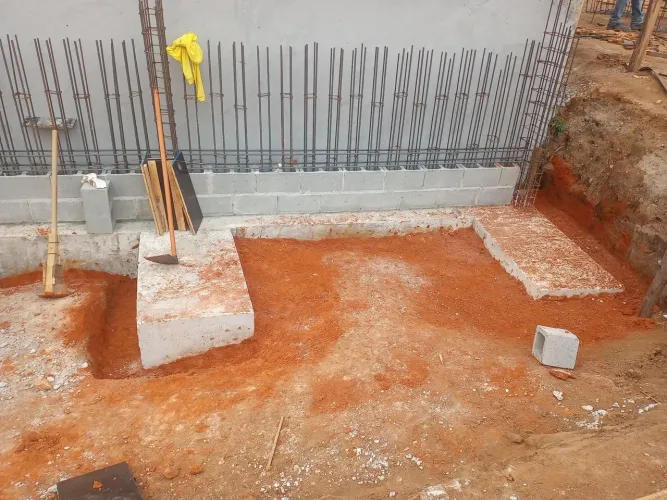 Aceita carro na troca de mão de obra