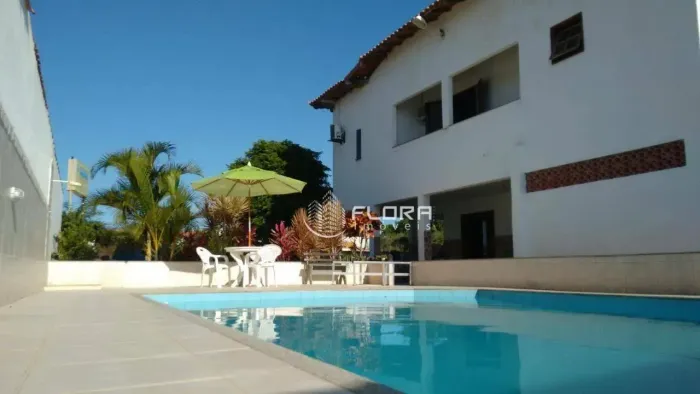 Casa com 8 dormitórios à venda, 320 m² por R$ 800.000,00 - Praia Seca - Araruama/RJ