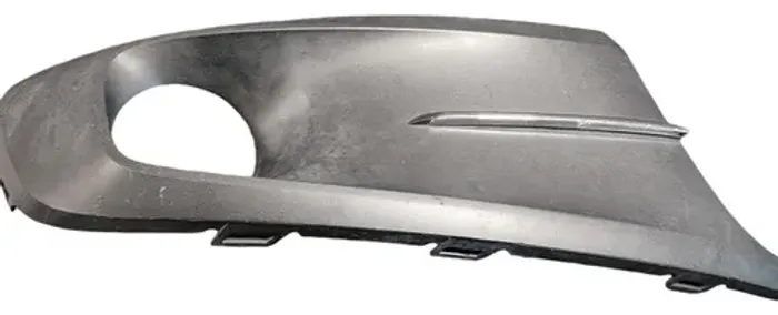 Moldura Farol Milha Direito Volkswagen Fox 2010 2011 A 2014 Direito
