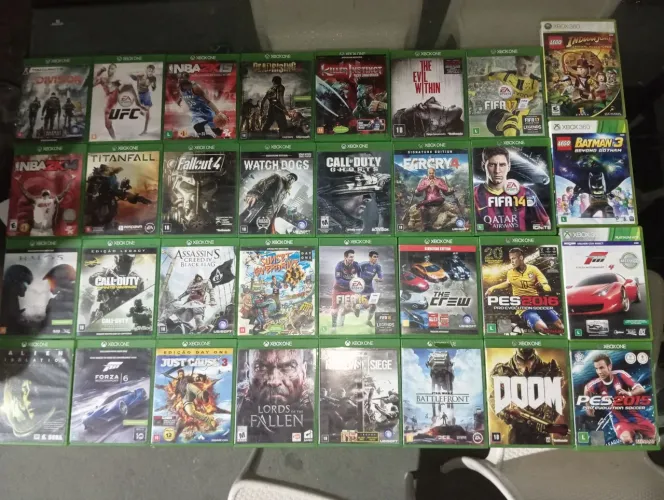 Vendo 26 jogos do Xbox one seminovos valor 700 reais. *89