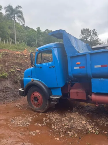 VENDE-SE M. BENZ L 1113 - 1976