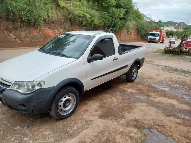 Fiat Strada 1.4 MPI Fire Flex 8V CS 2011