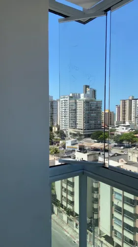 Apartamento 3 Quartos , 1 Suite , fechamento de varanda, duas vagas de garagem .