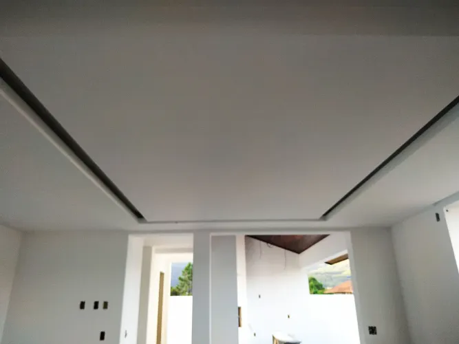 Gesso acartonado e comum