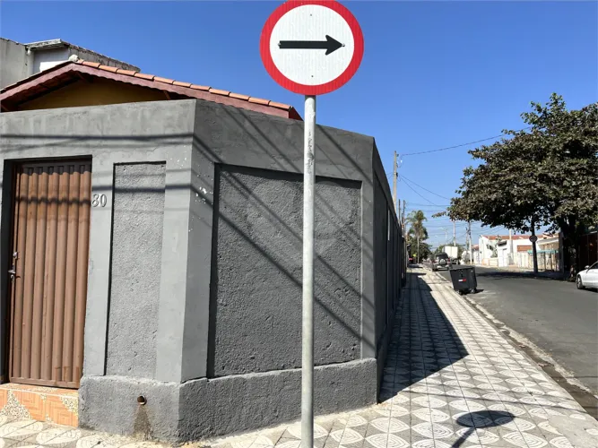 Casa à venda, térrea na Vila Assis, em Sorocaba - SP