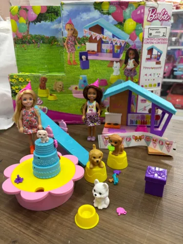 Barbie Chelsea festa dos pets