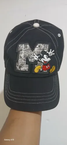 BONÉ MICKEY MOUSE