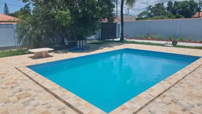 Ótima casa com piscina em Vilatur com 2 quitinetes independente