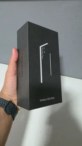Samsung Galaxy S25 Ultra - Zero Sem Uso (Aberto Só P/ Conferência)