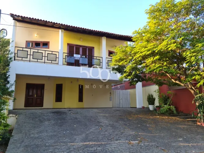 Casa em condomínio sobrado à venda no condomínio Portal de Itu I com 4 suítes, 400m² de ár