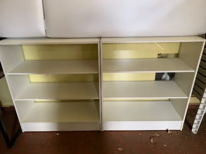 Balcão Caixa em L Branco 3 Partes c/ Vitrine Gaveta