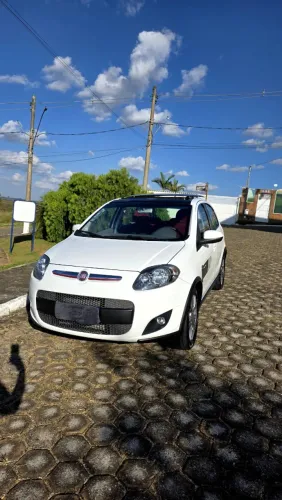 Fiat Palio Sporting 1.6 Flex 16V 5P 2014