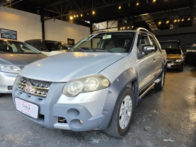 Fiat Strada Adv. Ext. 1.8 Locker Dual.flex CE 2011