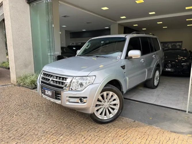 Mitsubishi Pajero HPE Full 3.8 V6 250cv 5P Aut. 2015