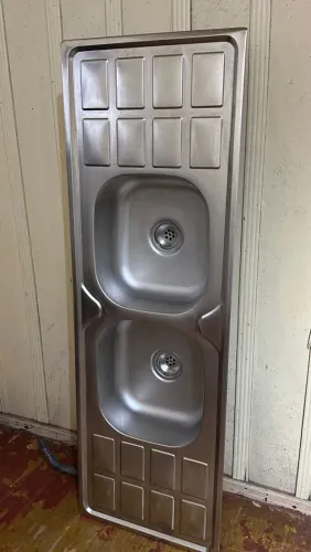 Pia de inox dupla (2 cubas), sem balcão