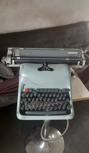 Máquina de escrever