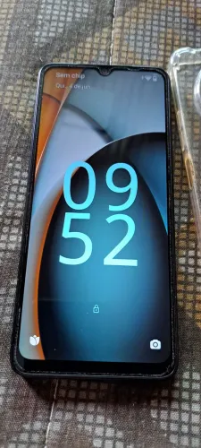 Vendo celular xiaomi redmi A3x 128GB pouco uso